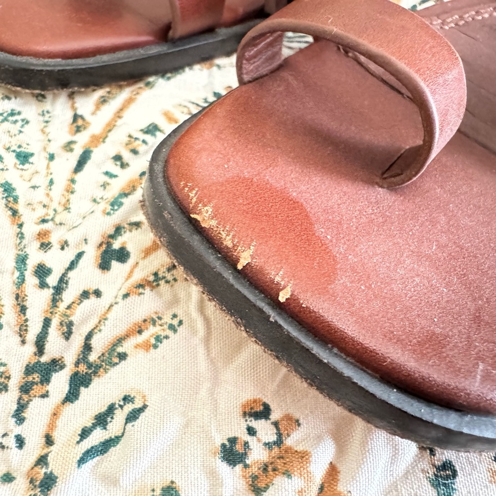 Tory Burch Burnt Cuoio Leather Slides - Picture 3 of 4